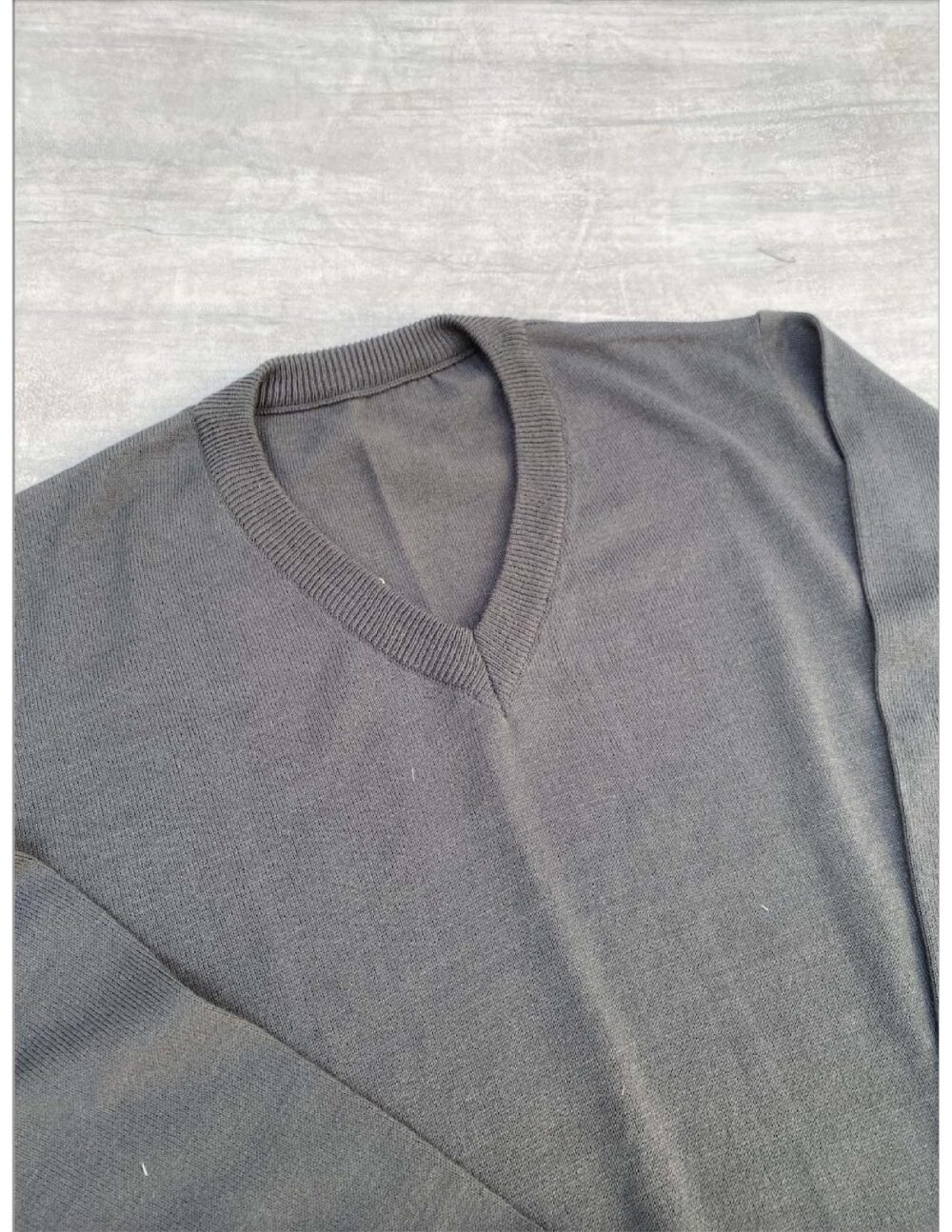 Suéter hombre gris oscuro CR Dotaciones Colombia